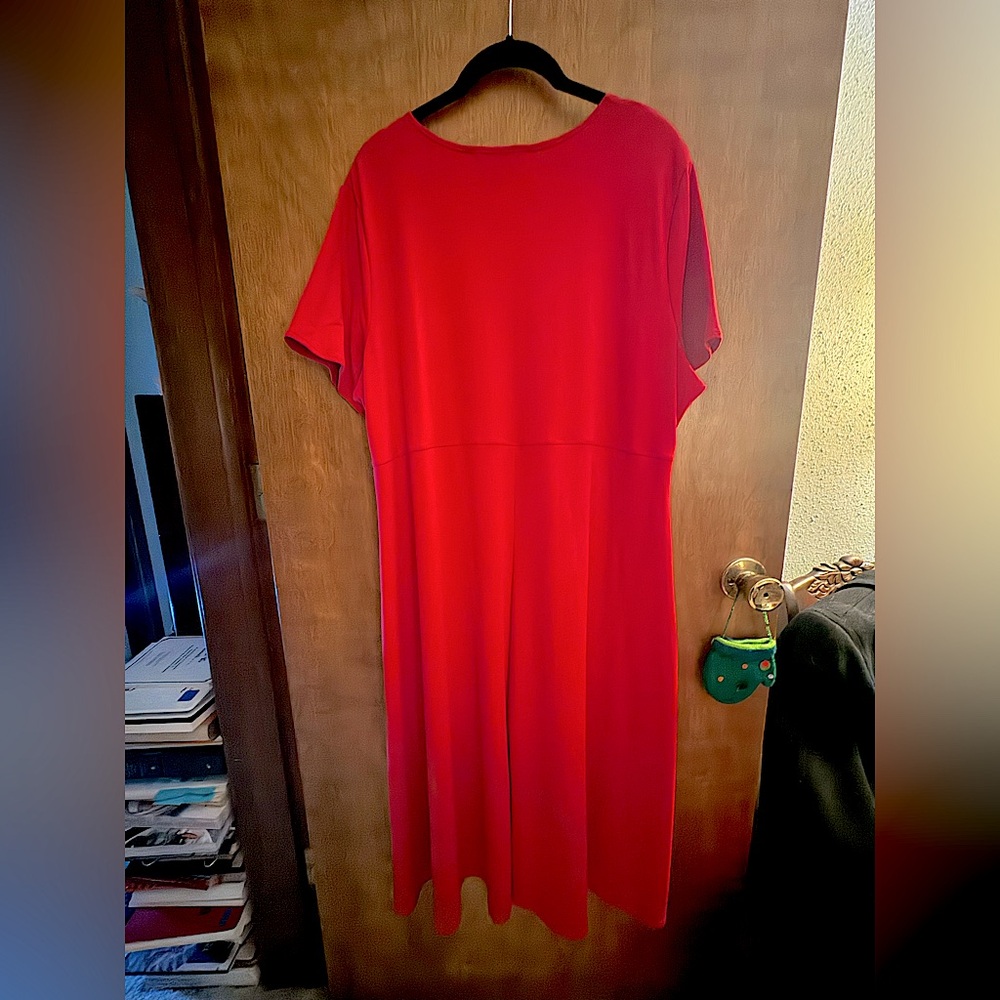 TravelSmith true red short-sleeve knit dress Petite Large NWT